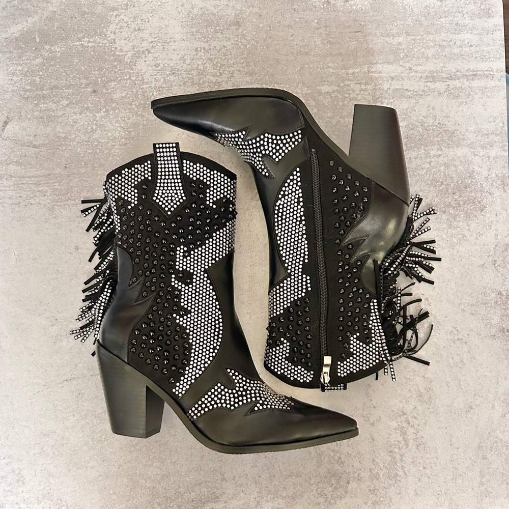 BECKNAD Black Fringe Cowgirl Boots